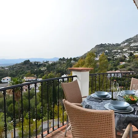 6 Bed With Sea View Villa *