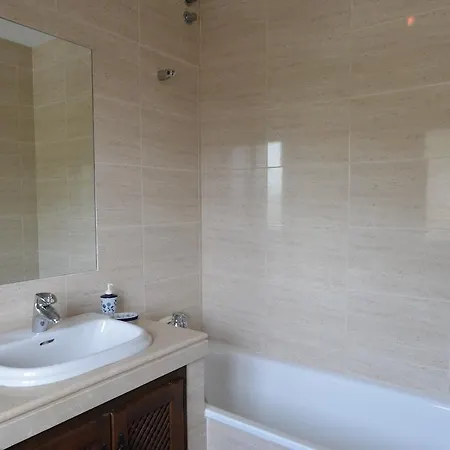 Villa 6 Bed With Sea View *