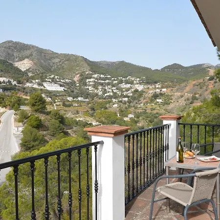 6 Bed With Sea View