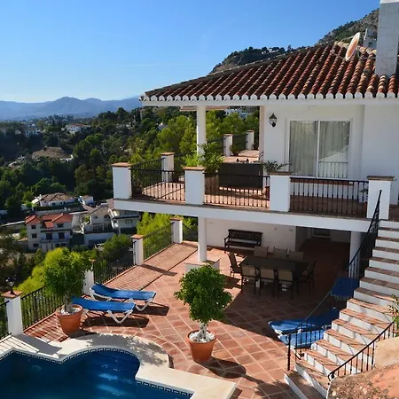 6 Bed With Sea View Villa